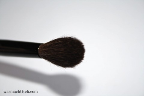 Detail Bobbi Brown Eye Blender Pinsel
