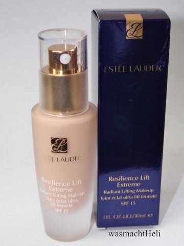 Foto zur Review: Estee Lauder Resilience Lift Extreme Foundation Review