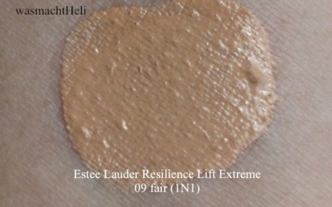 Foto Swatch Estee Lauder Resilience Lift Extreme 09 fair 1n1