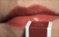 UNE Beauty Casual Matt Colour & Sheer Lips Balm