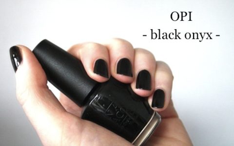 Swatch OPI black onyx Nagellack