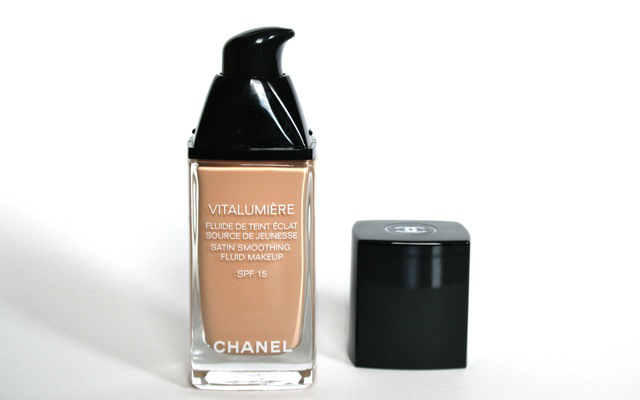 Review Chanel Vitalumiere "limpide"