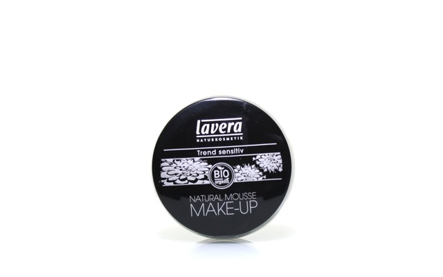 Review: Lavera Mousse Make-up "02 - ivory"