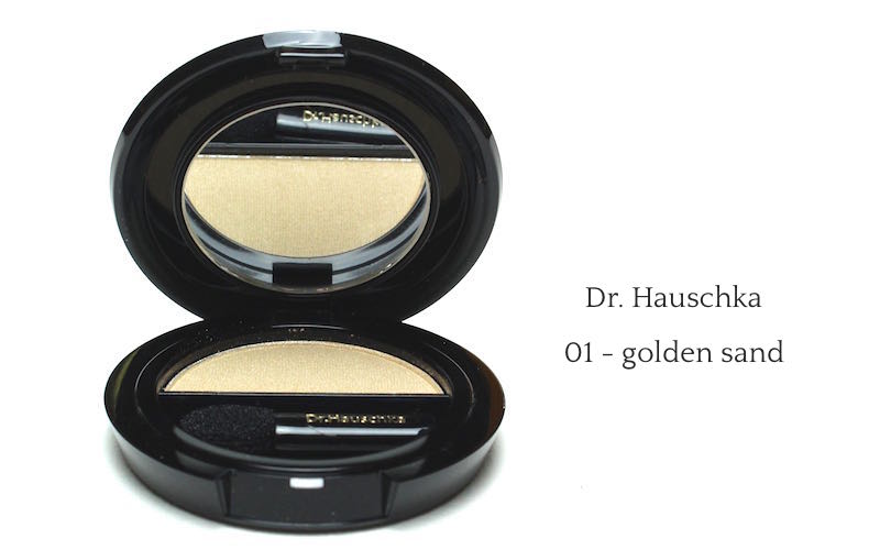Review: Dr. Hauschka Eyeshadow 01 golden sand