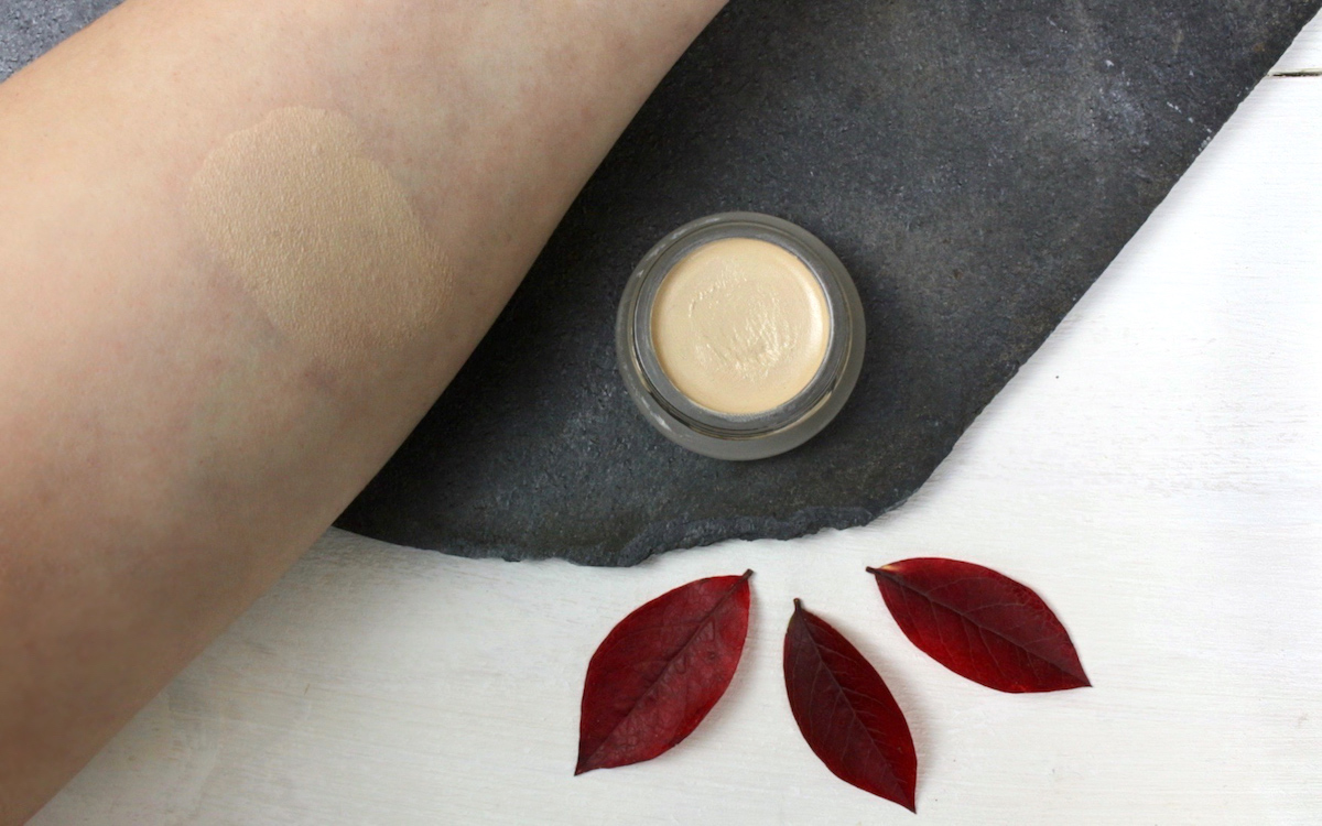 RMS Uncover Up Concealer 000 - Review und Swatch