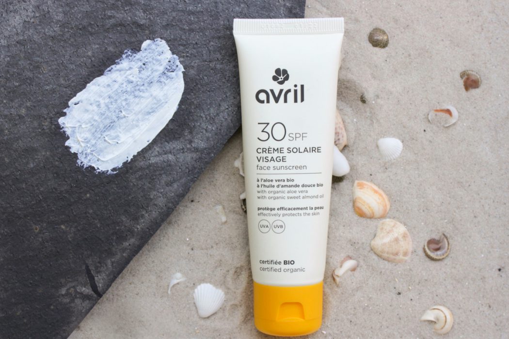 Swatch: Avril Crème Solaire Visage face sunscreen SPF 30